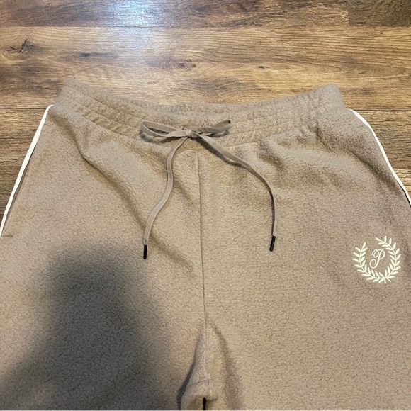 NWT | VS PINK | Reverse Fleece Cropped Polo Sweatshirt & Jogger Set - Picture 11 of 15